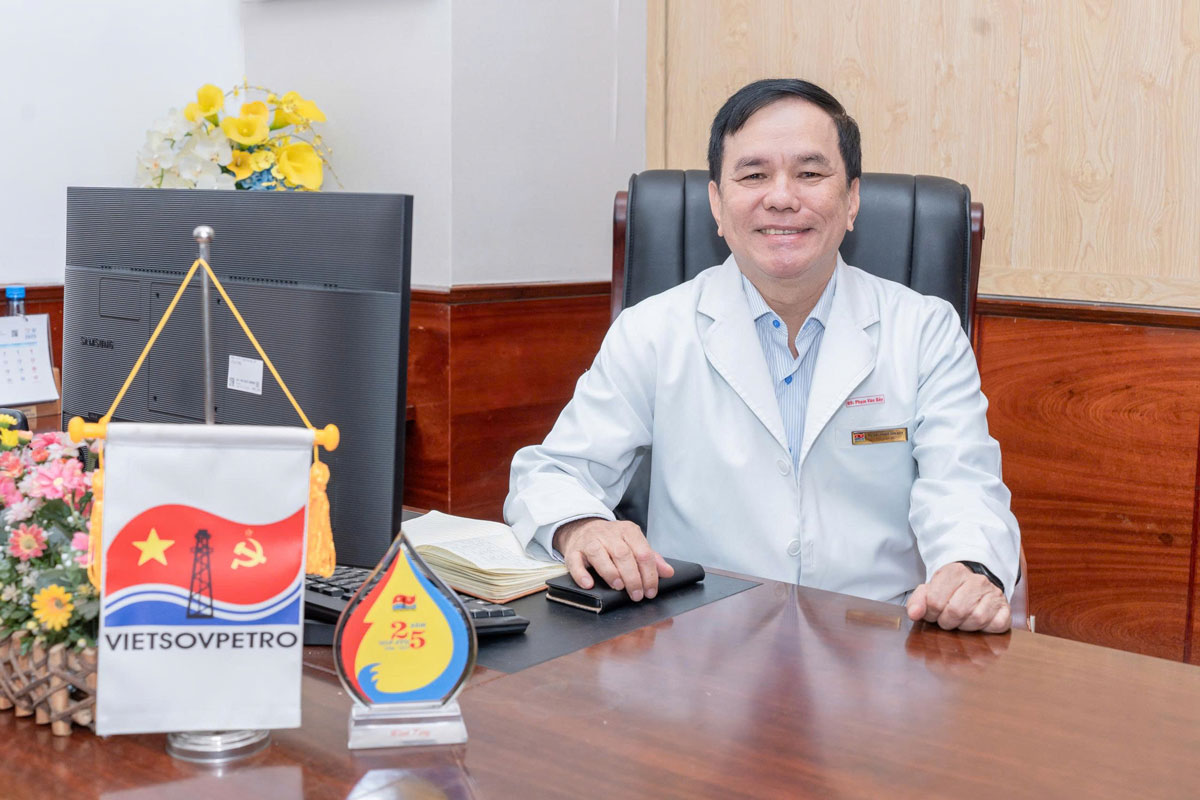 Bs. CK II. Phạm Văn Bảy - Phó Giám Đốc Chuyên Môn