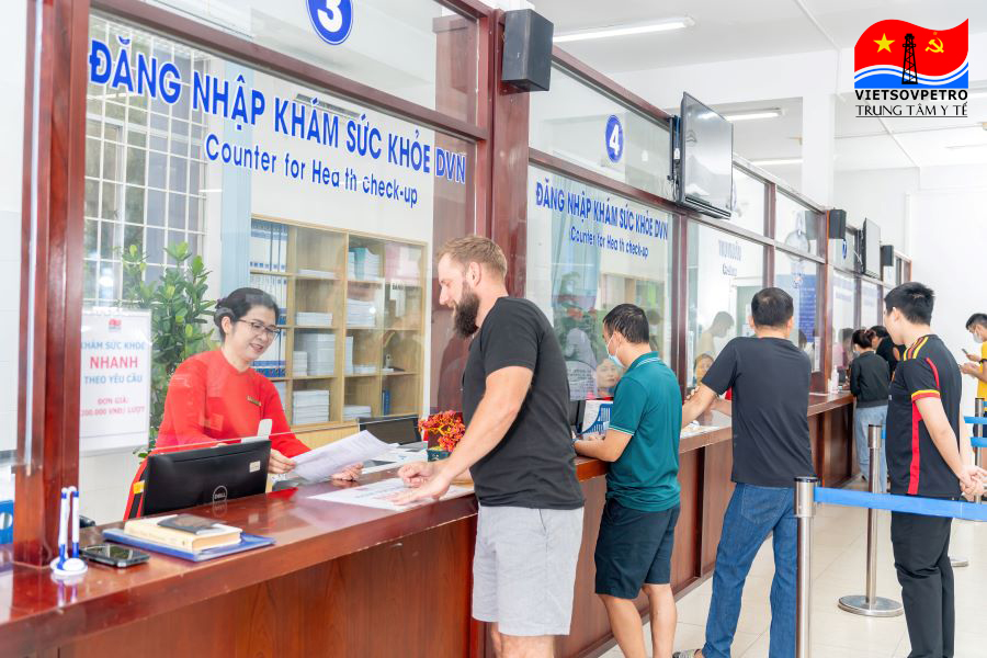 Hình ảnh: Hướng dẫn thủ tục KSK cho người nước ngoài